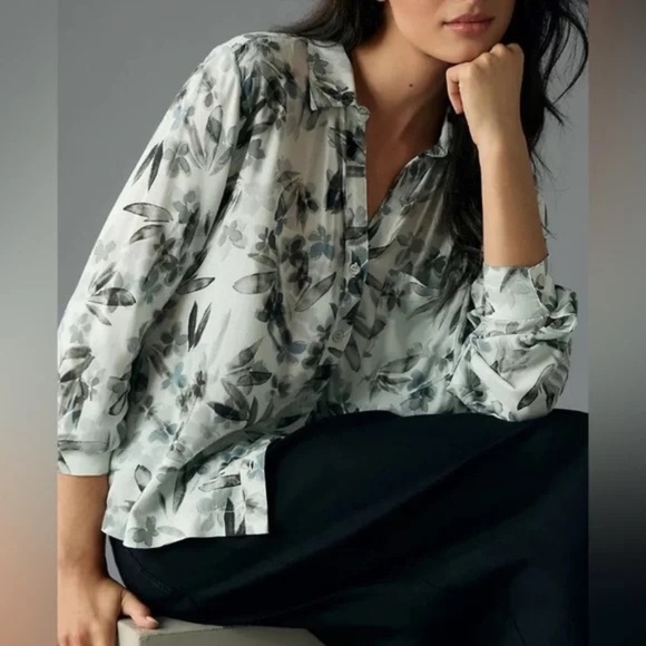 CLOTH & STONE - by Anthropologie One-Pocket Buttondown Shirt in Medium Size - Picture 8 of 9